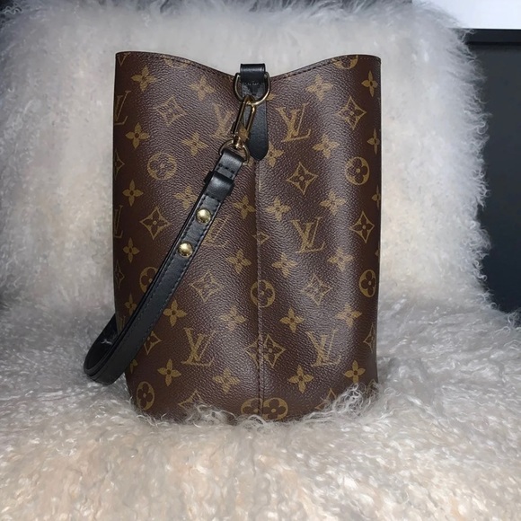 Louis Vuitton Neo Noe - Picture 2 of 8